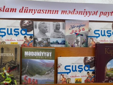 “Şuşa İslam dünyasının mədəniyyət paytaxtıdır” adlı fotostend və kitab sərgisi