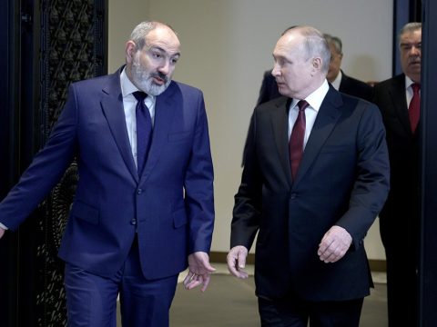 Putin Paşinyana zəng etdi – Bakı səfəri müzakirə olunub