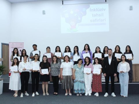 Gəncə Regional Qadın Mərkəzi İctimai Birliyi Elm və Təhsil Nazirliyinin dəstəyi ilə İnküziv təhsili təbliğ edir