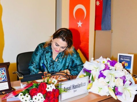 Aysel Xanlarqızının Türkiyədə imza günü keçirildi – FOTO